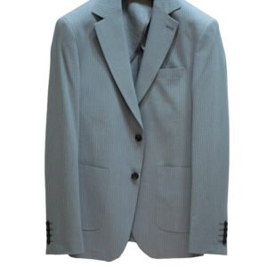 Light grey blazer – clean and minimal, perfect for smart-casual looks.