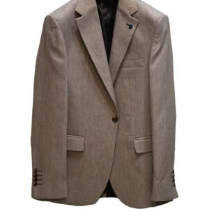 Taupe / light brown blazer – neutral and refined.
